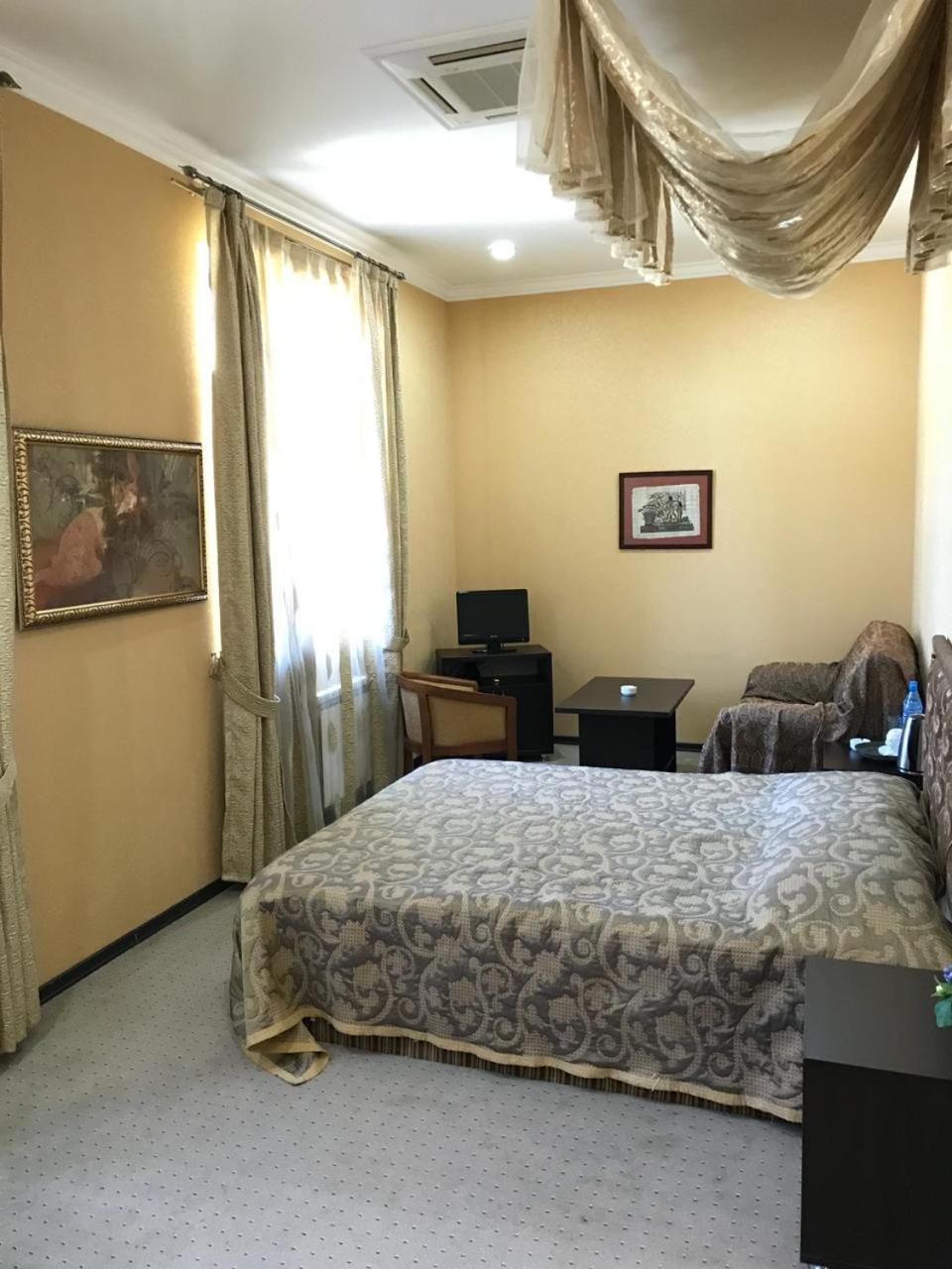 Villa Petrolea Hotel Baku Bagian luar foto