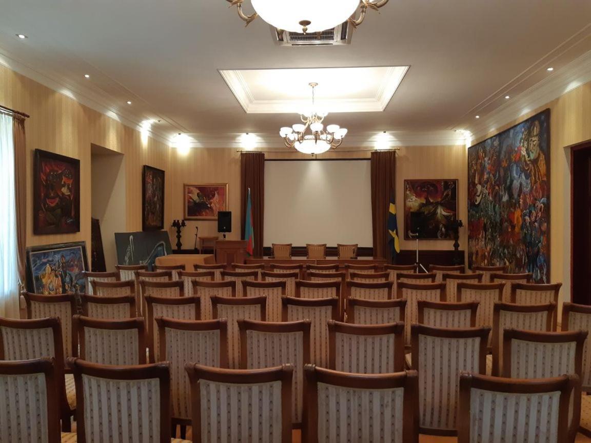 Villa Petrolea Hotel Baku Bagian luar foto